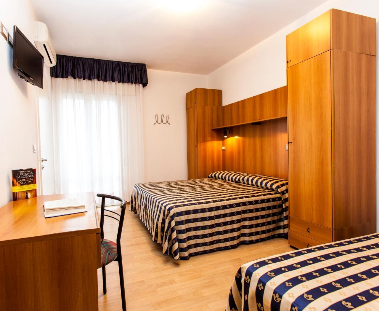 Hotel Arizona Lido di Jesolo Ngoại thất bức ảnh